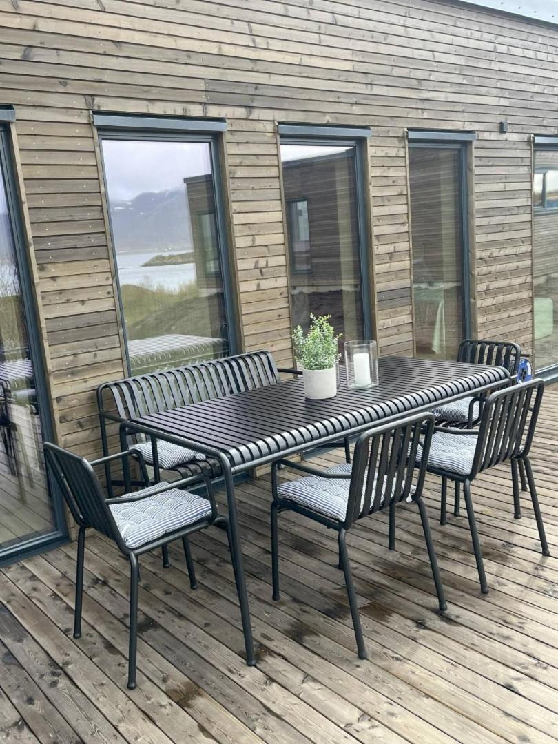 Luksushytte Med Jacuzzi, Summer&Winter Retreat Lyngværet Dış mekan fotoğraf